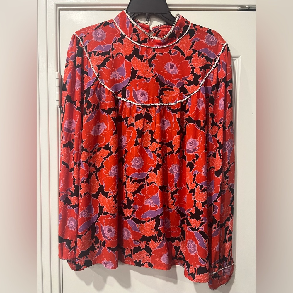 Long sleeve top
